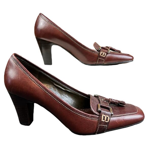 Naturalizer Honor Pumps Women Size 6 1/2 Burgundy Brown Leather Tasseled Buckle - Picture 3 of 11